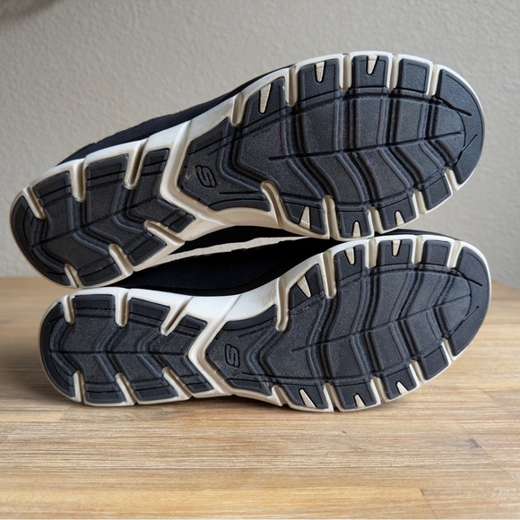 Skechers Leopard Print Sneakers Womens 10 Black Air Cooled Memory Foam Comfort - Picture 11 of 12